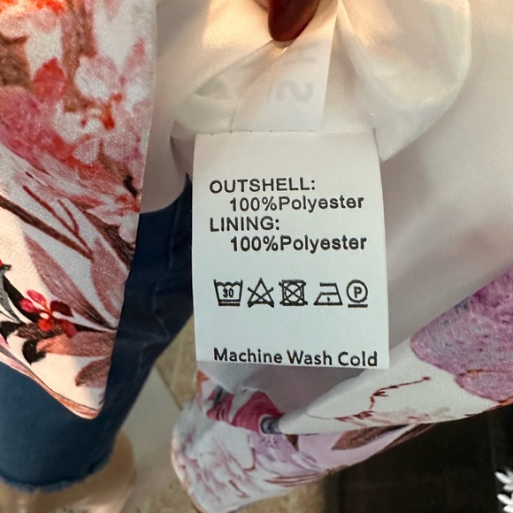 💖 NWOT/SHEIN Privé Random Floral Print Blazer 💖 - Picture 7 of 7